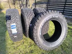 【DWさん専用】【茨城県での引渡しのみ】KO3 235/70R16 4本セットのサムネイル