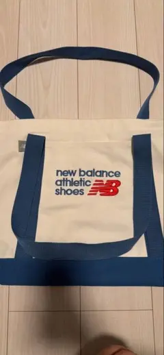 New Balance トートバッグ キャンバス地のサムネイル