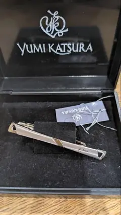 YUMI KATSURA ネクタイピンのサムネイル
