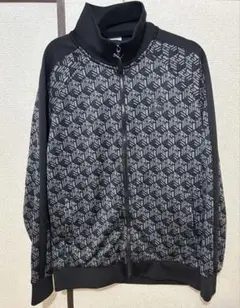 PUMAジャケット　プーマ　フーディー　トレーナー