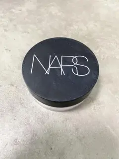 NARS ライトリフレクティングセッティングパウダー ルースのサムネイル