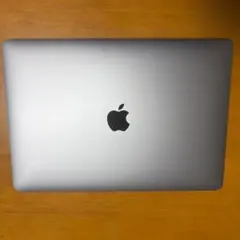 MacBook Air A2337 8GB SSD256GB シルバー 中古
