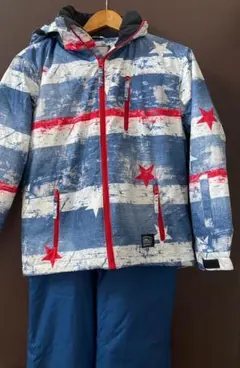 【美品・着画あり】スノーボード／スキーウェア(キッズ)