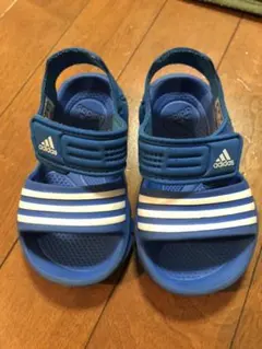 アディダス　サンダル　14センチ
