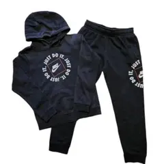 Nike パーカーとパンツセット