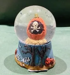 ハロウィン スノードーム