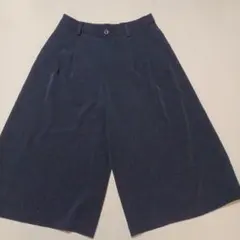 ブラック ワイドレッグ ガウチョパンツ　ユニクロ