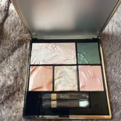 Lancôme x Louvre Richelieu Wing Paletteのサムネイル