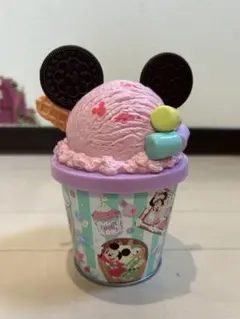 ディズニー　パルパルーザ　ヴァネロペ　キャンディー缶のサムネイル