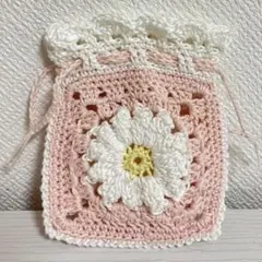 ぷっくりお花のポーチ