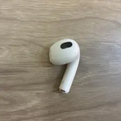 AirPods第三世代の右耳側