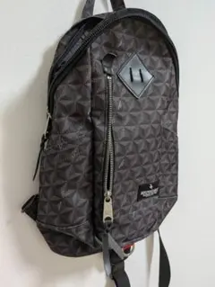 INDISPENSABLE ショルダーバッグ