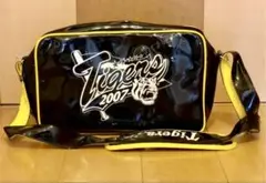 新品未開封 阪神 タイガース 90周年 プロコレ エナメルバッグ 300個限定品 新品未開封 阪神 タイガース 90周年 プロコレ エナメルバッグ