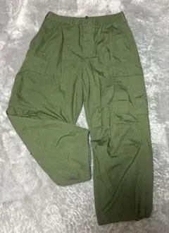 カーゴパンツ オリーブグリーン ゴムウエスト　GU
