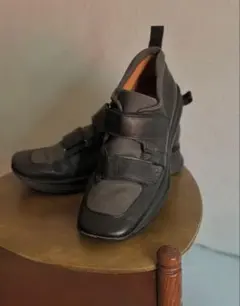 ガ*ン様 NATHA Studio VELCRO LEATHER SHOES イ - メルカリ