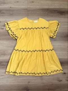 新品ZARA ◆刺繍入り ワンピース　128cmのサムネイル