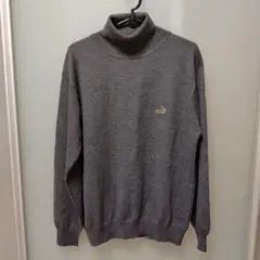 Lacosteタートルネックニット２枚目が近色⬛多少毛玉とスレがあるので最安値⬛