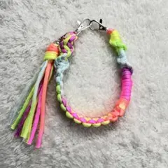 パラコード製ハンドストラップ ✩.*˚ハンドメイド