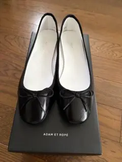 ADAM ET ROPE メタリックバレエシューズ　ブラック23.5cmのサムネイル