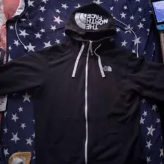 ノースフェイスジップパーカー