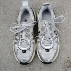 NIKE W V2K RUN FD0736-100 22.5cm