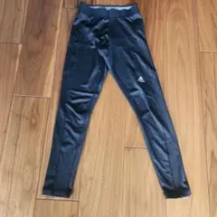 adidas 黒 レギンス