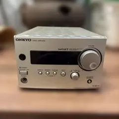 ONKYO FM/AM チューナーアンプ R-200A オンキョー Japan - メルカリ