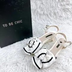 TO BE CHIC サンダル リボン　パールデザイン　ヒール 23.5㎝のサムネイル