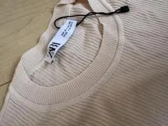 ZARA リブニット 長袖 ピンクベージュ S 新品未使用のサムネイル