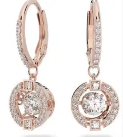 美品　Swarovski スパークリングダンス ドロップピアスのサムネイル