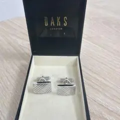 DAKS LONDON カフリンクス シルバーカラー チェック柄のサムネイル