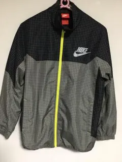 ウィンドブレーカー