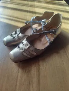 Minx　フラットシューズ　ゴールド　22.5cm