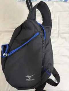 MIZUNO ショルダーバッグ ボディバッグ ブラック ブルーのサムネイル