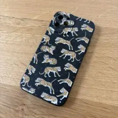 トラ柄 iPhoneケース　iPhone11pro