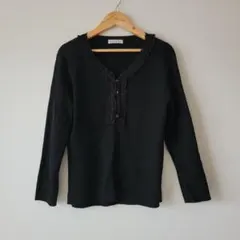 STYLE ME スタイルミー ブラック Vネック長袖ニットのサムネイル