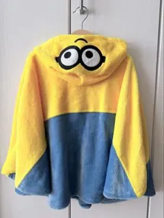 【美品】ミニオン　ミニオンズ　フード付きポンチョ　110〜120cm