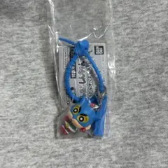 ガチャガチャ　クレヨンしんちゃん　マルチチャーム　アクション仮面しんちゃん