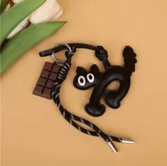 黒猫 ネコ パラコード じゃらじゃらキーホルダー ミラー付き - メルカリ