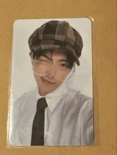 Item thumbnail for item 229ec23e-ade2-454e-89f1-09e8f093ca0a