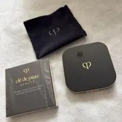 新品☆クレド・ポー　プードルコンパクトエサンシエルn.