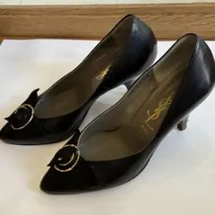 Yves Saint Laurent ブラックパンプス　22.5