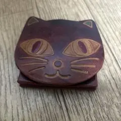 猫の顔型 革コインケース アジアン雑貨　パープル系　レッド系