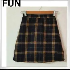 FUN チェック柄ミニスカート 台形 S〜Mサイズ ブラック×イエロー
