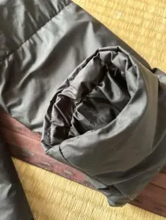 adidasダウンジャケット