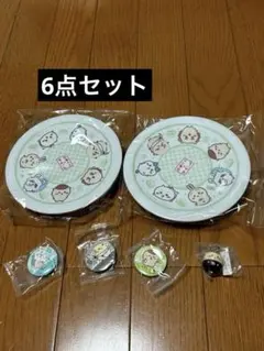 ちいかわ くら寿司 寿司皿 2枚＋キーホルダー、缶バッジ付き