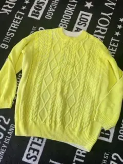 joyrich 蛍光イエロー　春　ニット　美品のサムネイル