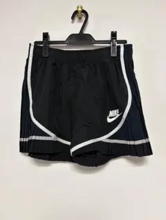 Nike sacai shorts - メルカリ
