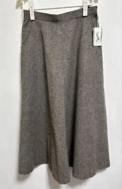 フレアロングスカート★未使用品　キャラメル　ウエスト72 暖かい