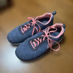 Skechers ネイビー/ピンク スニーカー 23.5cm 【最終価格】